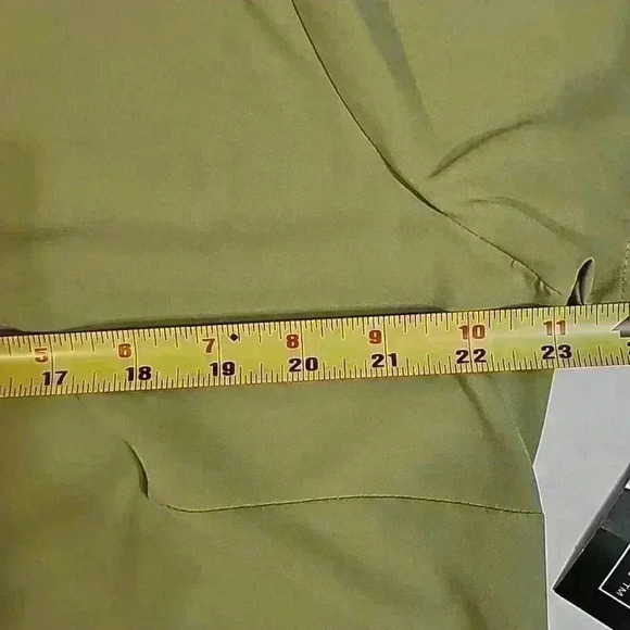 Elementz Womens top sz 1X color green shortsleeve blouse button front ca… - Picture 10 of 15